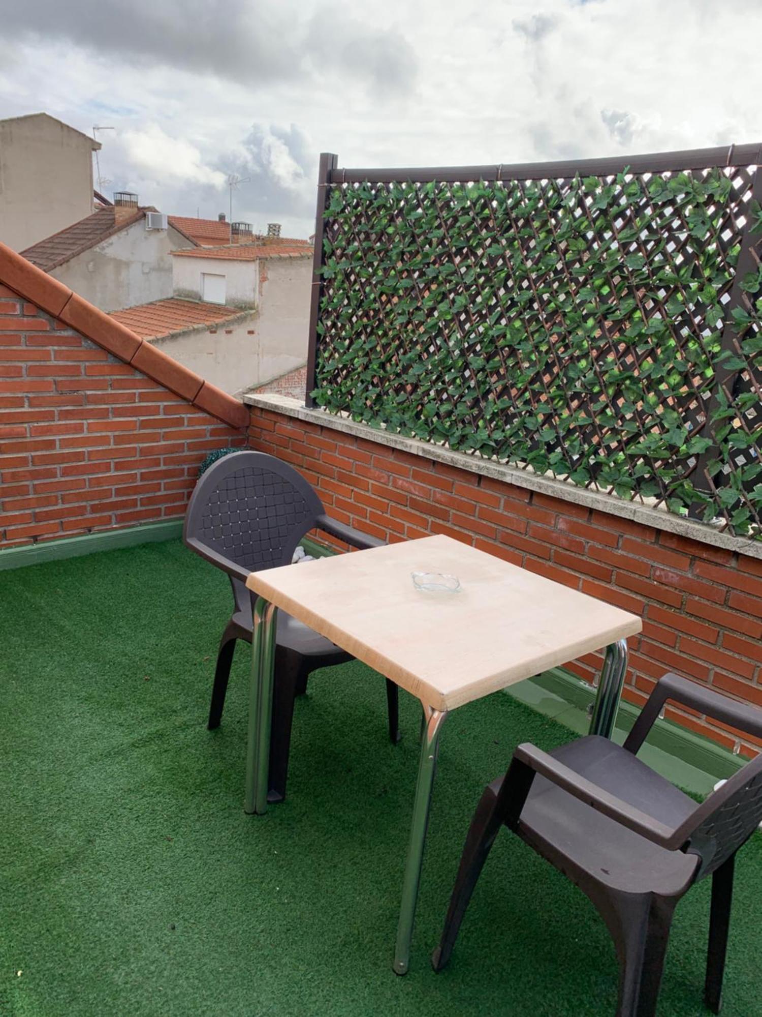 Hostal El Rocio Паракуэльос-де-Харама Экстерьер фото