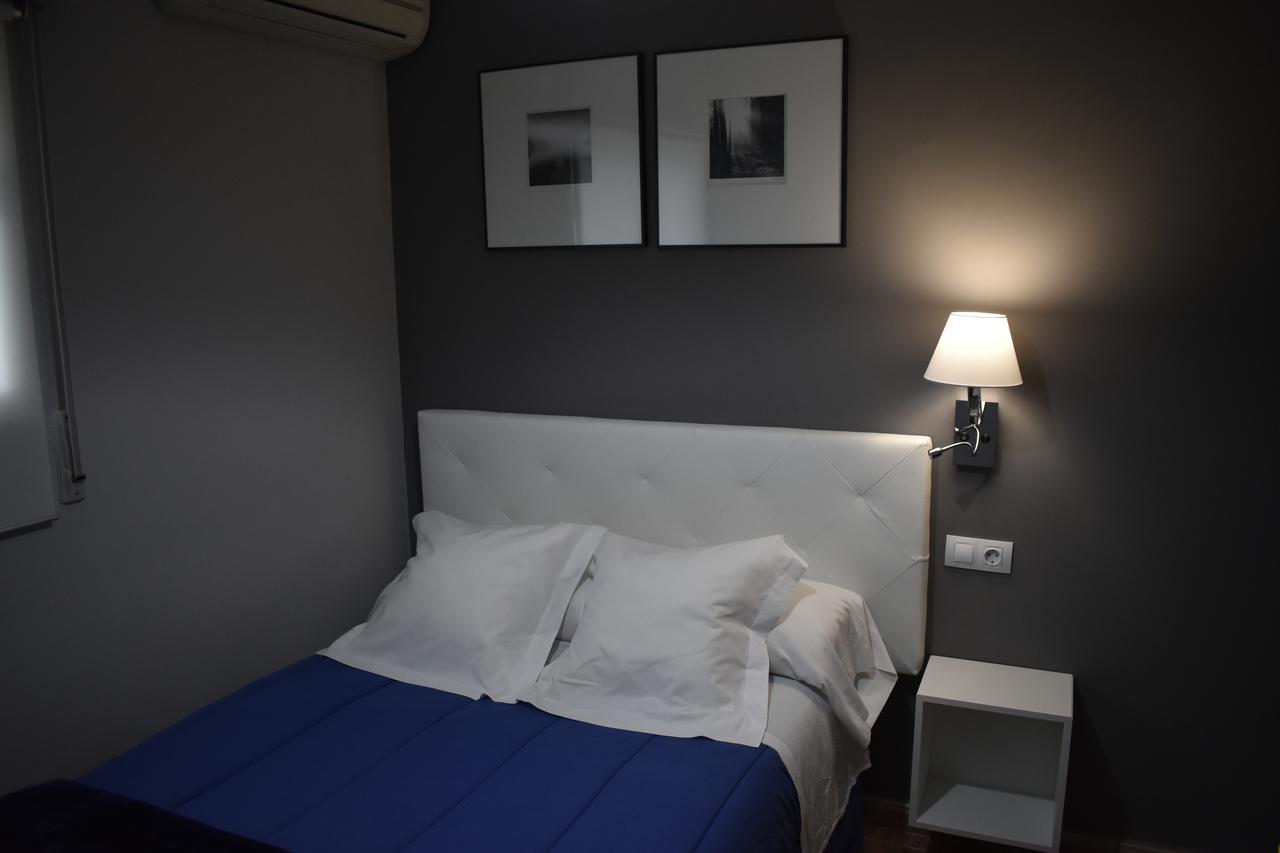 Hostal El Rocio Паракуэльос-де-Харама Экстерьер фото