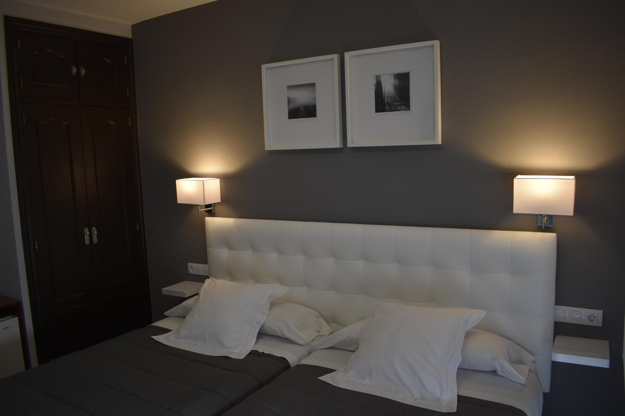 Hostal El Rocio Паракуэльос-де-Харама Экстерьер фото